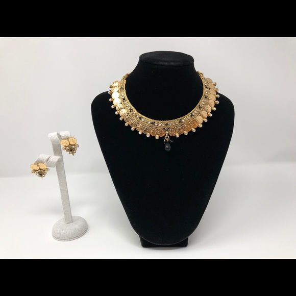 Eastern Jewellery - Picture 4 of 16